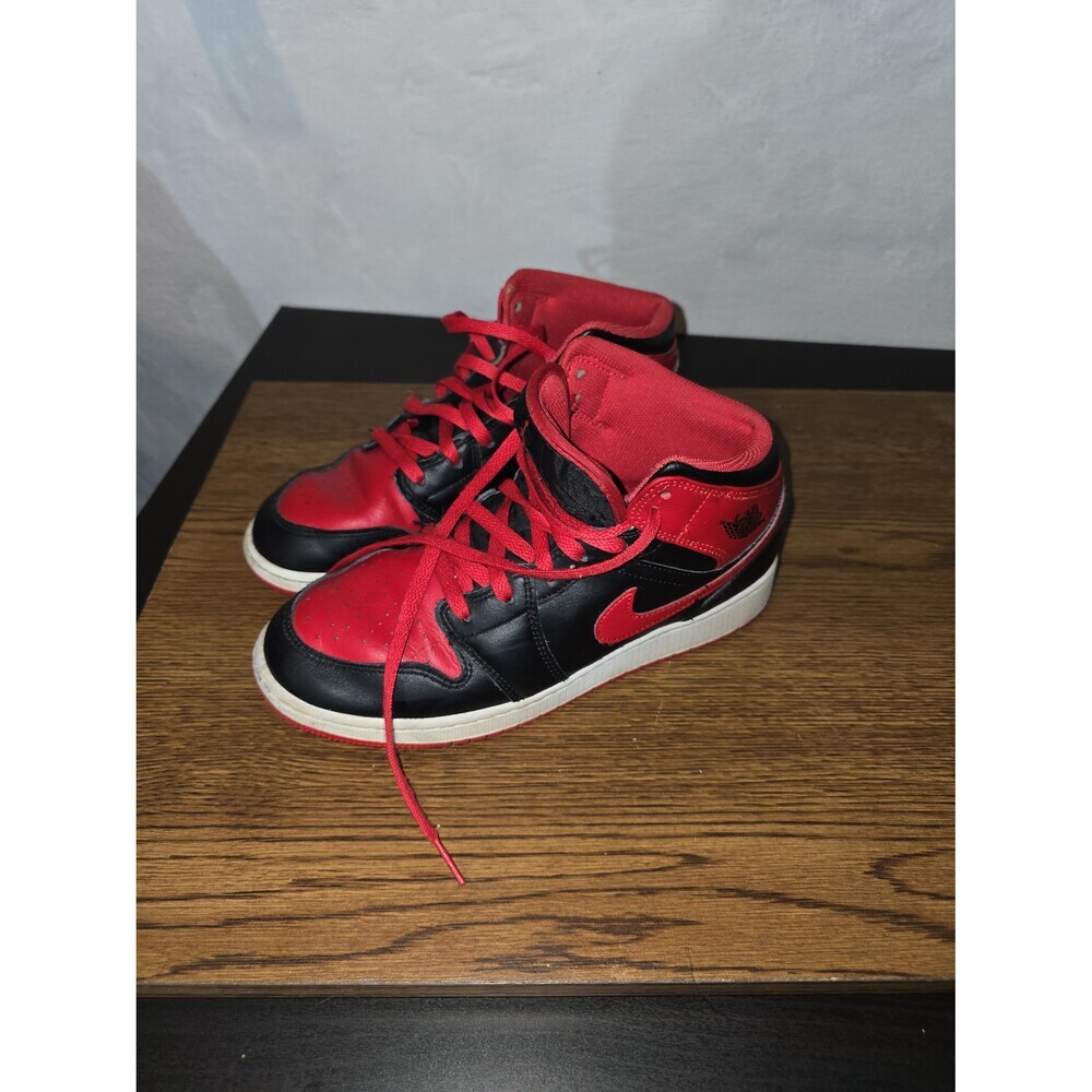 Nike Air Jordan 1 Mid GS "Alternate Bred" Black Red Youth Size 7Y
